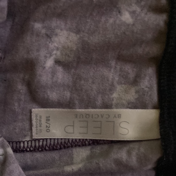 Lane Bryant Cacique Foxy pajamas - Picture 2 of 5